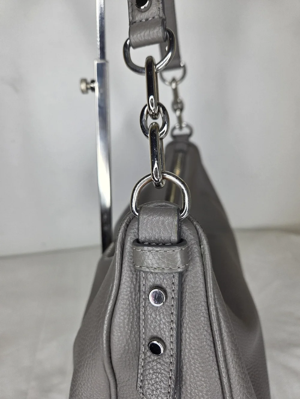 Kate Spade New York Mulberry Street Vivian Shoulder Bag In Taupe Color - Picture 4 of 15